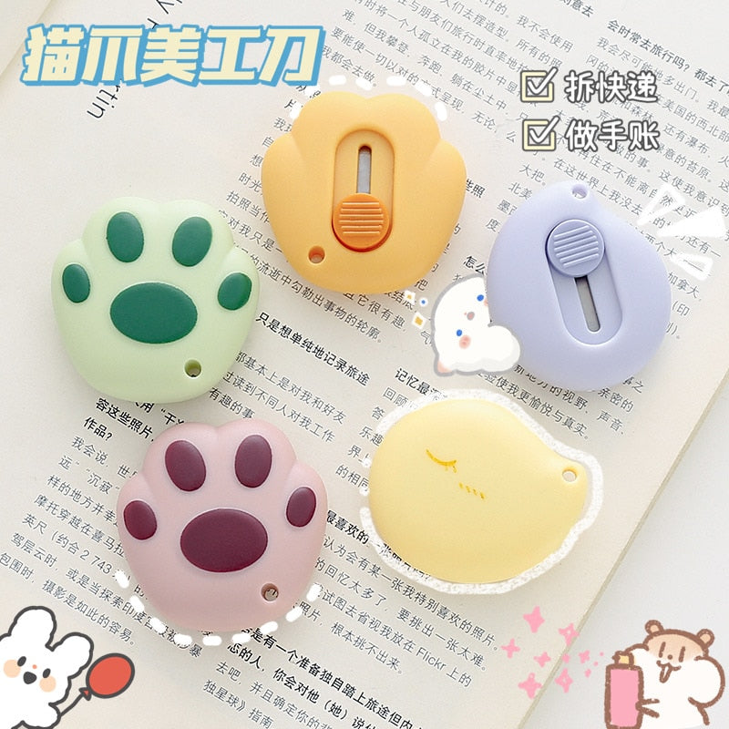 Kawaii Paw Retractable Cutter