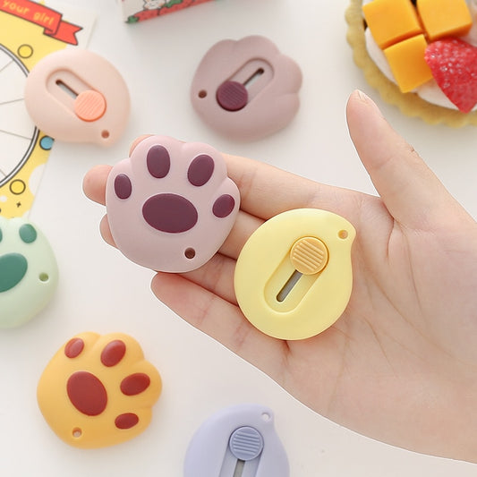 Kawaii Paw Retractable Cutter